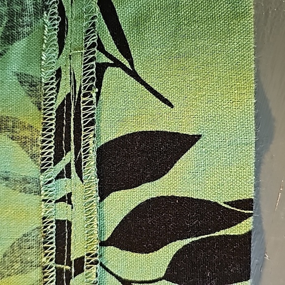 Who what Wear- shift dress Green palm design. Linen/rayon. Size large. - Picture 7 of 9